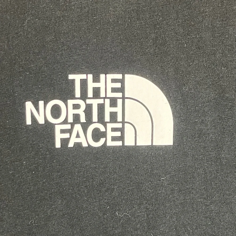 The North Face Evolution Shirt Mens size small Black Box Logo Short Sleeve Shirt